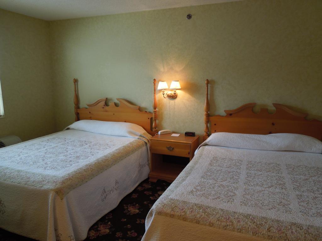 Ourguest Inn And Suites Catawba Island Port Clinton Chambre photo